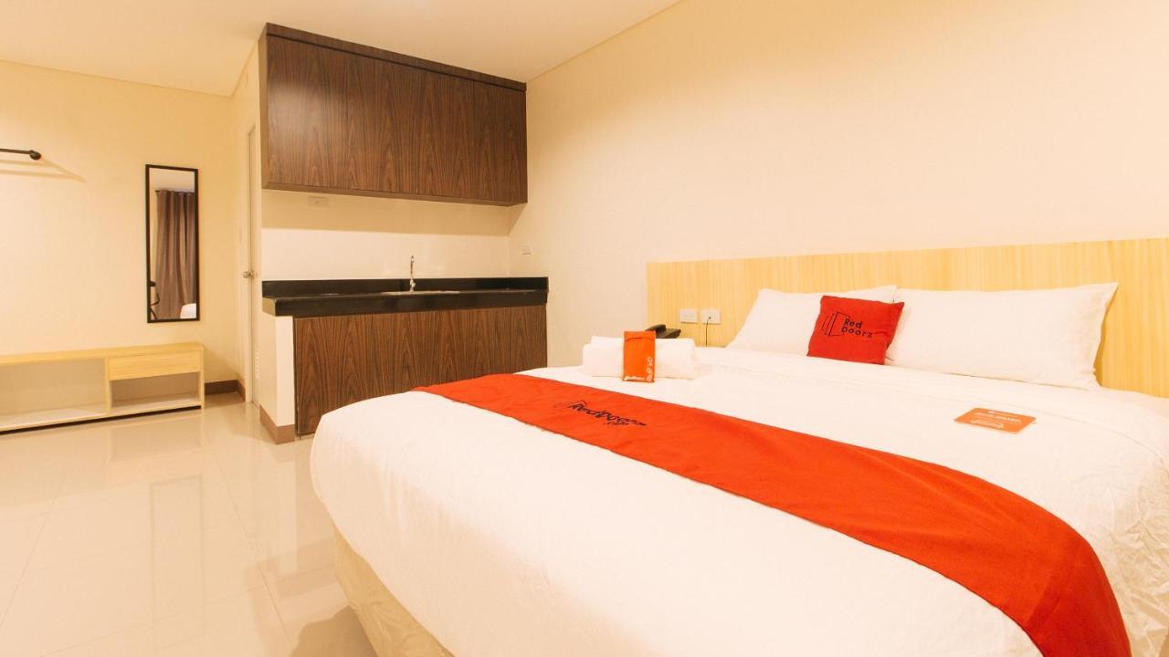 Reddoorz Plus @ Kaizen Suites Taft Avenue 马尼拉 外观 照片