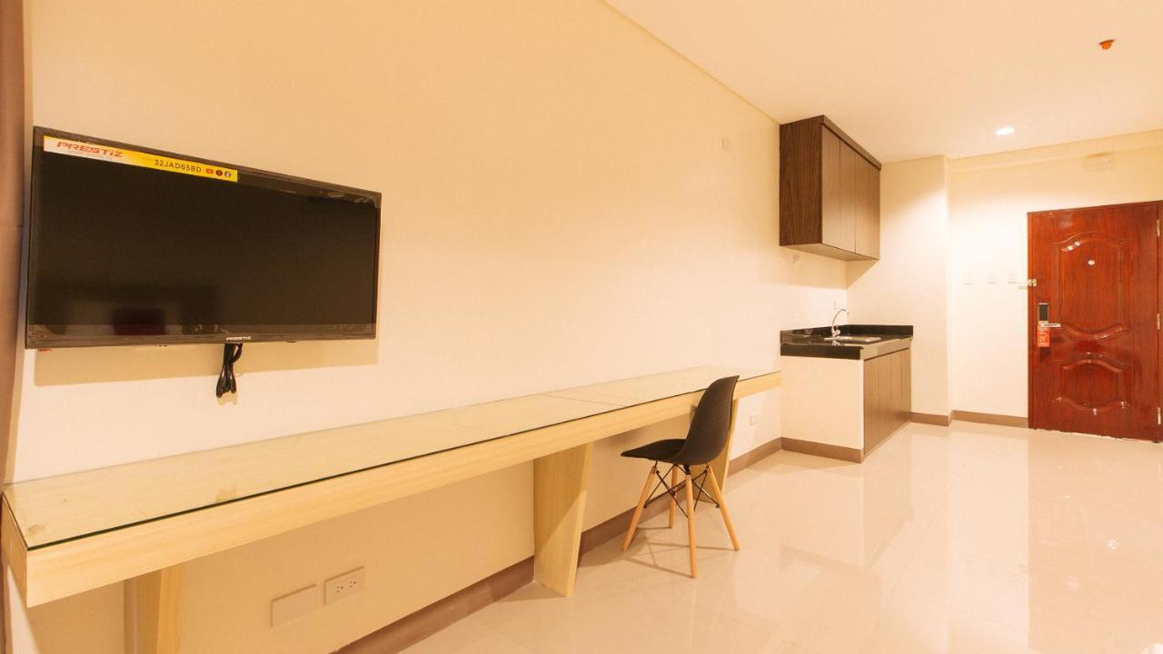 Reddoorz Plus @ Kaizen Suites Taft Avenue 马尼拉 外观 照片